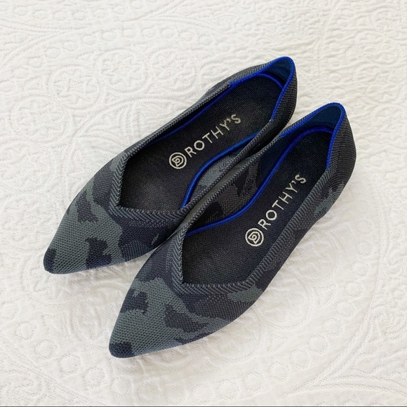 Rothy's Pointed-Toe Flats, Dark‎ Camo (Sz 8.5) - Picture 2 of 9